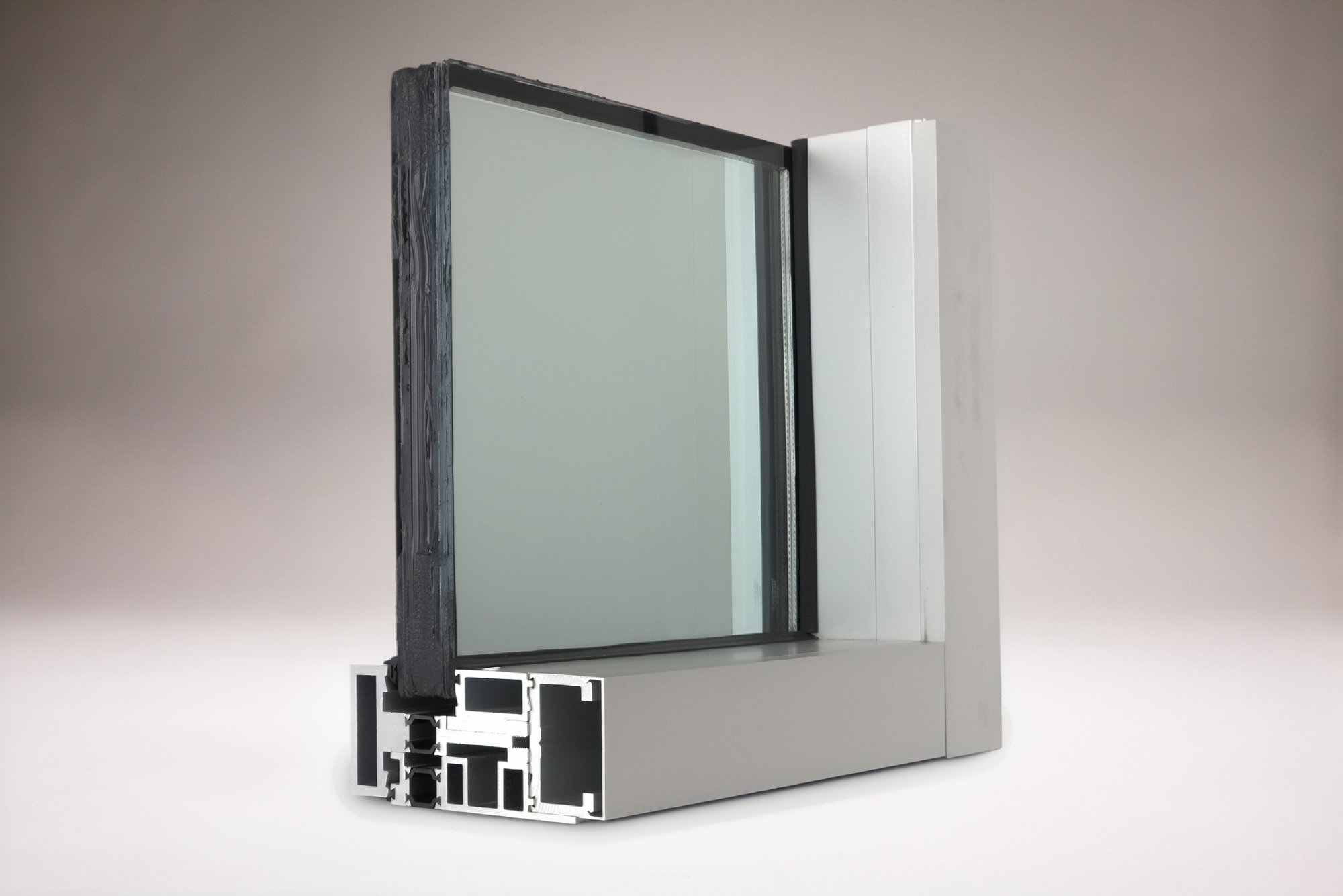 The 650TBF thermally broken frame