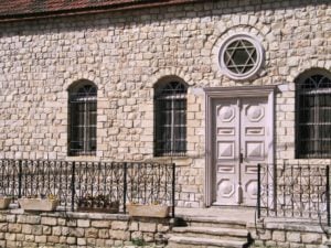 security windows and access control solutions for synagogues