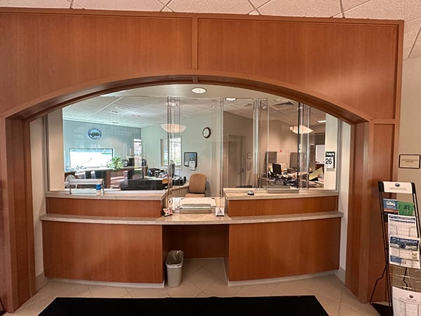 One example of where bulletproof glass windows can be installed to replace standard windows, alongside gas stations, financial institutions, convenience stores, retail storefronts, police statio