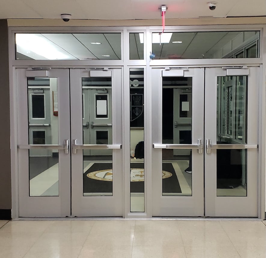 Security-doors-for-schools-vestibule